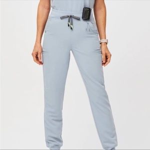 FIGS Clara Jogger Scrub Top